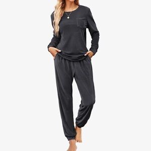 Ekouaer dark grey Velour Tracksuit with pockets size XL new with tag